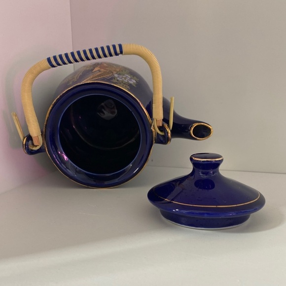 Asian teapot w Wrapped Handle - Picture 5 of 9